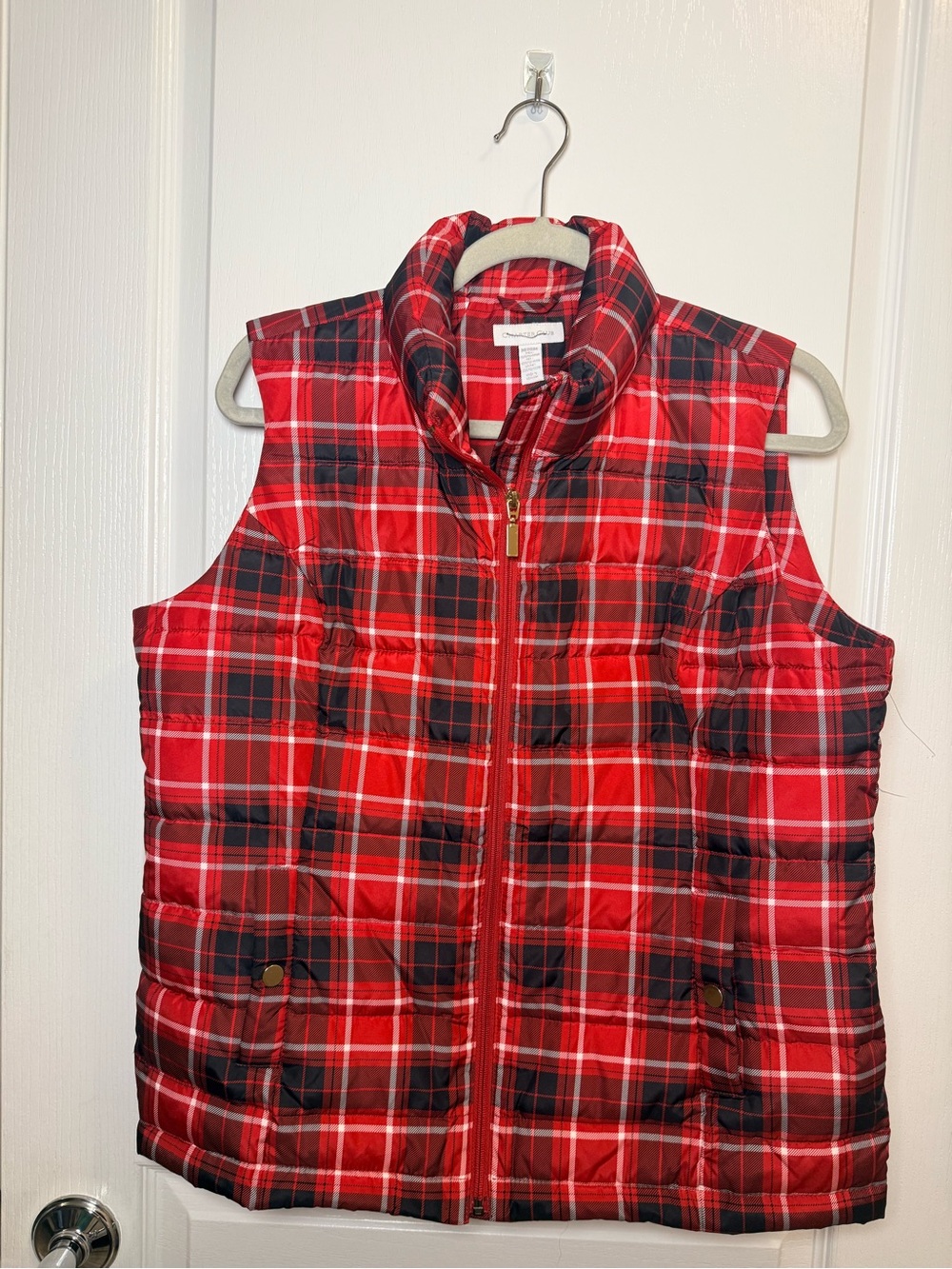 Charter Club Red Black Plaid Quilted Puffer Vest Women’s M